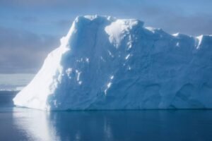 Photos-of-Antarctic-Icebergs-25