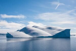 Photos-of-Antarctic-Icebergs-39