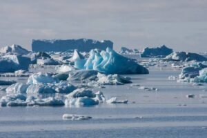 Photos-of-Antarctic-Icebergs-42