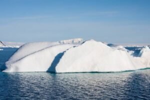 Photos-of-Antarctic-Icebergs-49